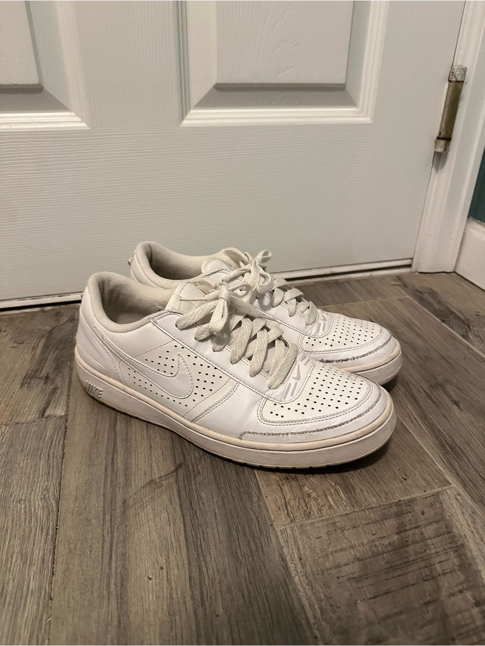 Nike White Leather Low-Top Sneakers